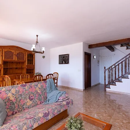 Uhc Casasblancas Family Complex Tatil Evi