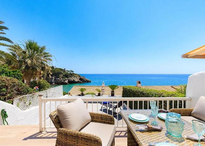 Uhc Casasblancas Family Complex *