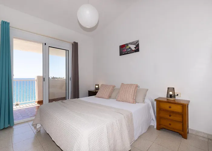 Uhc Casasblancas Family Complex *